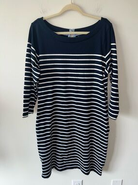 LL Bean Navy and White Striped Women's Knit Dress Size Large